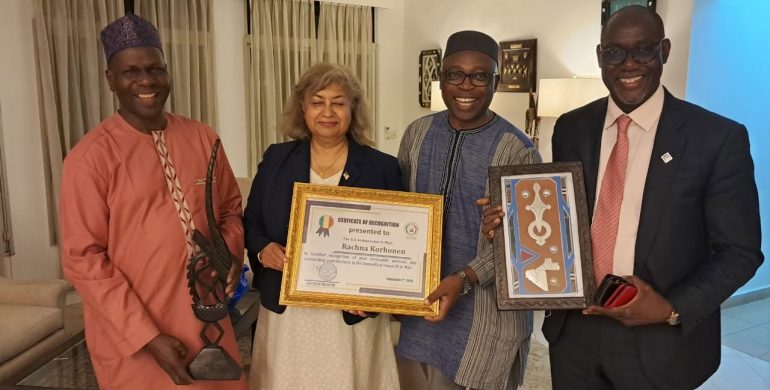 Fin de mission de SE Rachna Korhonen : L’USTTB exprime sa gratitude à l’Ambassadrice des États-Unis au Mali